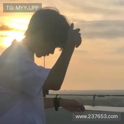 祝同韦